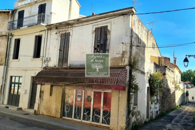 Bien &agrave; vendre &agrave; ARLES   - 240 m&sup2; 
