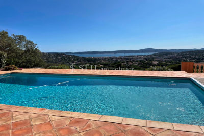 Maison &agrave; vendre &agrave; STE-MAXIME  - 6 pi&egrave;ces - 190 m&sup2; 