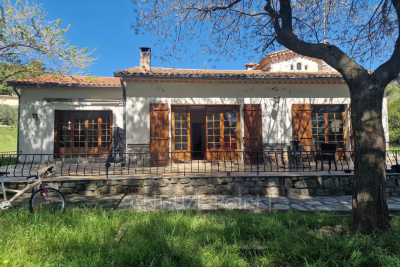 Maison &agrave; vendre &agrave; BOISSET-ET-GAUJAC  - 6 pi&egrave;ces - 140 m&sup2; 