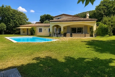 Maison &agrave; vendre &agrave; PEILLE  - 5 pi&egrave;ces - 180 m&sup2; 