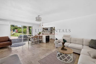 Villa in Antibes for rental from 50 000 € / week, Photo 16
