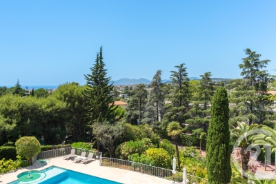 Appartement &agrave; vendre &agrave; LE CANNET Colomars - 3 pi&egrave;ces - 94 m&sup2; 
