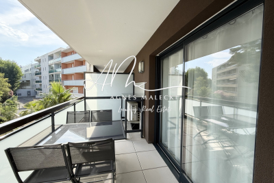 Appartement &agrave; vendre &agrave; CAVALAIRE-SUR-MER  - 2 pi&egrave;ces - 47 m&sup2; 