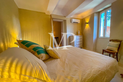 Villa in Saint Saturnin les Apt for rental from 6 650 € / week, Photo 12