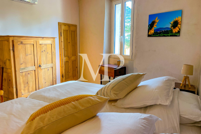 Villa in Saint Saturnin les Apt for rental from 6 650 € / week, Photo 13