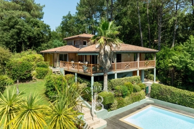 Maison &agrave; vendre &agrave; SEIGNOSSE  - 8 pi&egrave;ces - 180 m&sup2; 