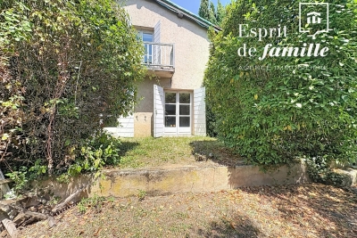 Maison &agrave; vendre &agrave; Lentilly  - 7 pi&egrave;ces 220 m&sup2; 