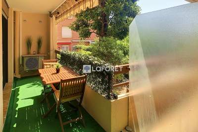 Appartement &agrave; vendre &agrave; MENTON  - 2 pi&egrave;ces - 54 m&sup2; 