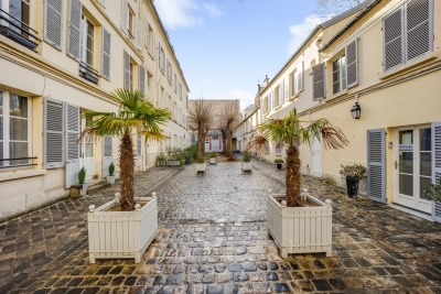 Appartement &agrave; louer &agrave; VERSAILLES  - 2 pi&egrave;ces - 53 m&sup2; 