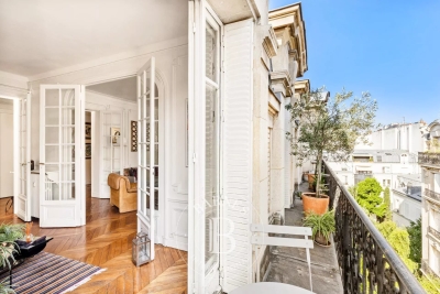 Appartement &agrave; vendre &agrave; PARIS 9EME  - 8 pi&egrave;ces - 211 m&sup2; 