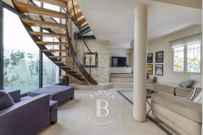 Maison &agrave; vendre &agrave; PUTEAUX  - 7 pi&egrave;ces - 180 m&sup2; 