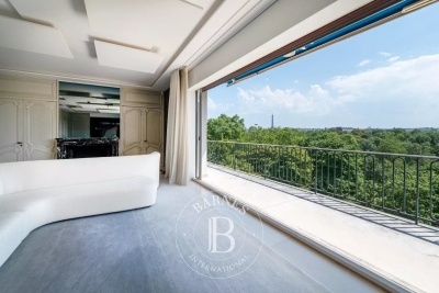 Appartement &agrave; vendre &agrave; NEUILLY SUR SEINE  - 6 pi&egrave;ces - 242 m&sup2; 