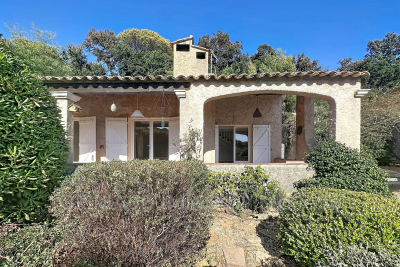 Maison &agrave; vendre &agrave; GRIMAUD  - 3 pi&egrave;ces - 90 m&sup2; 