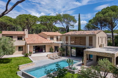 Maison &agrave; vendre &agrave; St-Raphaël  - 6 pi&egrave;ces 380 m&sup2; 