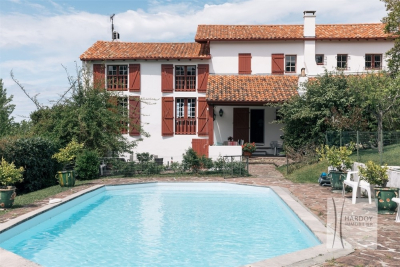 Maison &agrave; vendre &agrave; CIBOURE  - 7 pi&egrave;ces - 260 m&sup2; 