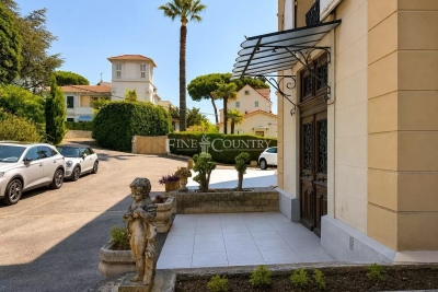 Appartement &agrave; vendre &agrave; CANNES  - 4 pi&egrave;ces - 149 m&sup2; 