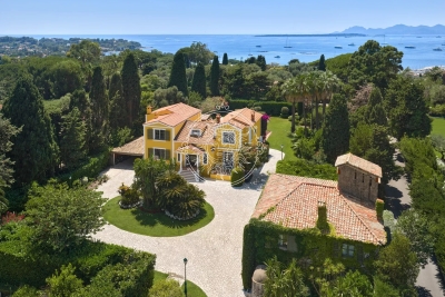Maison &agrave; vendre &agrave; CAP D'ANTIBES   - 630 m&sup2; 