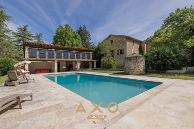 Maison &agrave; vendre &agrave; LURS  - 10 pi&egrave;ces - 518 m&sup2; 