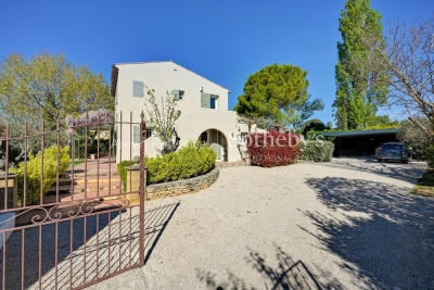 Maison &agrave; vendre &agrave; AIX-EN-PROVENCE  - 8 pi&egrave;ces - 250 m&sup2; 