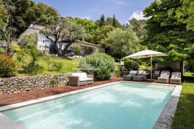 Maison &agrave; vendre &agrave; VALBONNE  - 8 pi&egrave;ces - 245 m&sup2; 