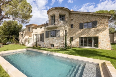 Maison &agrave; vendre &agrave; CAP D'ANTIBES  - 8 pi&egrave;ces - 432 m&sup2; 