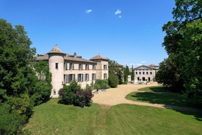 Maison &agrave; vendre &agrave; UZÈS   - 1850 m&sup2; 
