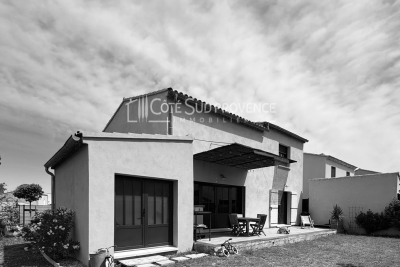 Maison &agrave; vendre &agrave; PERNES-LES-FONTAINES  - 4 pi&egrave;ces - 102 m&sup2; 