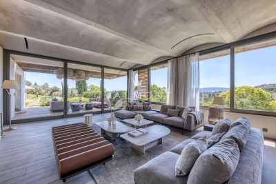 Villa in Mougins for rental from 14 000 € / week, Photo 11
