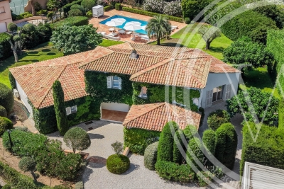 Villa à Ramatuelle &agrave; louer à partir de 25 000 € / semaine, Photo 2