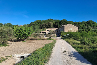 Maison &agrave; vendre &agrave; GRIGNAN  - 11 pi&egrave;ces - 578 m&sup2; 