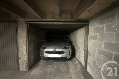 Parking/Garage &agrave; louer &agrave; PARIS 16EME    