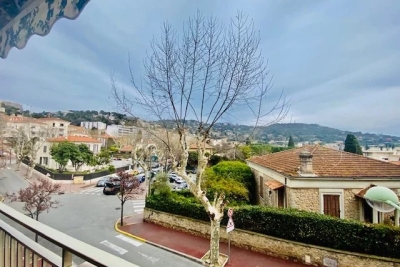 Appartement &agrave; vendre &agrave; LE CANNET  - 1 pi&egrave;ces - 40 m&sup2; 