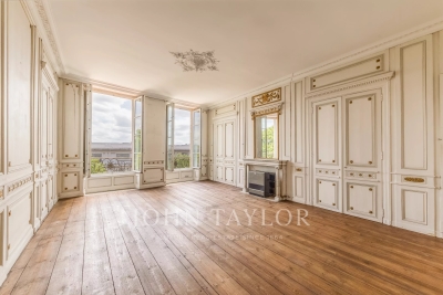 Appartement &agrave; louer &agrave; BORDEAUX  - 2 pi&egrave;ces - 92 m&sup2; 