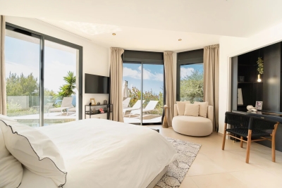 Villa à Roquebrune-Cap-Martin &agrave; louer à partir de 15 000 € / semaine, Photo 13