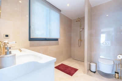 Villa à Roquebrune-Cap-Martin &agrave; louer à partir de 15 000 € / semaine, Photo 19