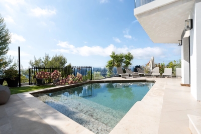 Villa à Roquebrune-Cap-Martin &agrave; louer à partir de 15 000 € / semaine, Photo 2