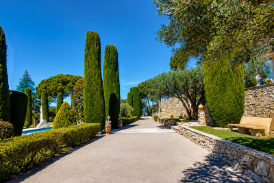 Maison &agrave; vendre &agrave; DRAGUIGNAN Ouest - 10 pi&egrave;ces - 290 m&sup2; 