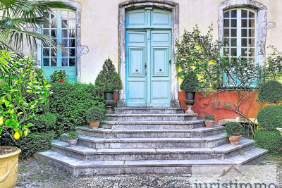 Maison à vendre commerces jardin drome