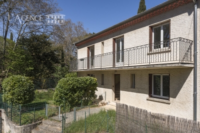 Maison &agrave; vendre &agrave; Aix-en-Provence  - 7 pi&egrave;ces 206 m&sup2; 