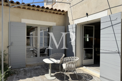 Villa à Goult &agrave; louer à partir de 2 700 € / semaine, Photo 4
