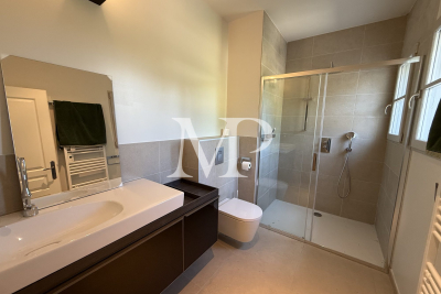 Villa à Goult &agrave; louer à partir de 2 700 € / semaine, Photo 9
