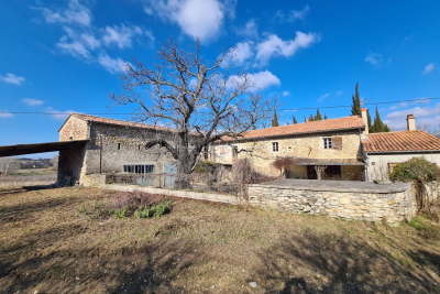 Maison &agrave; vendre &agrave; VALRÉAS  - 14 pi&egrave;ces - 135 m&sup2; 