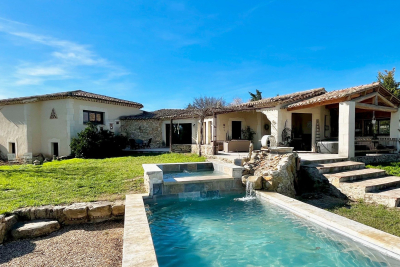 Maison &agrave; vendre &agrave; STE-CÉCILE-LES-VIGNES Centre Ouest - 6 pi&egrave;ces - 217 m&sup2; 