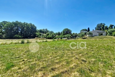 Maison &agrave; vendre &agrave; CHATEAUNEUF-GRASSE  - 3 pi&egrave;ces - 68 m&sup2; 