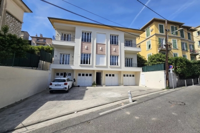 Appartement &agrave; vendre &agrave; Nice  - 4 pi&egrave;ces 171 m&sup2; 