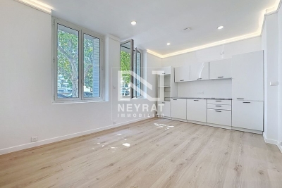 Appartement &agrave; vendre &agrave; ST-RAPHAËL  - 2 pi&egrave;ces - 32 m&sup2; 