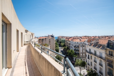 Appartement &agrave; vendre &agrave; NICE  - 3 pi&egrave;ces - 60 m&sup2; 