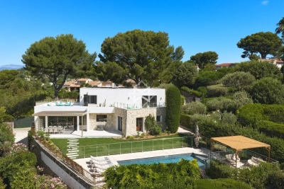Villa à Le Cannet &agrave; louer à partir de 15 000 € / semaine, Photo 1