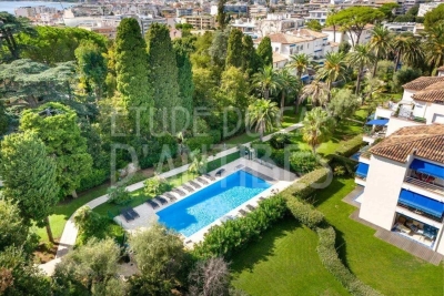 Appartement &agrave; vendre &agrave; ANTIBES  - 3 pi&egrave;ces - 250 m&sup2; 
