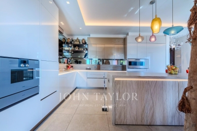 Villa à Mougins &agrave; louer à partir de 18 000 € / semaine, Photo 14
